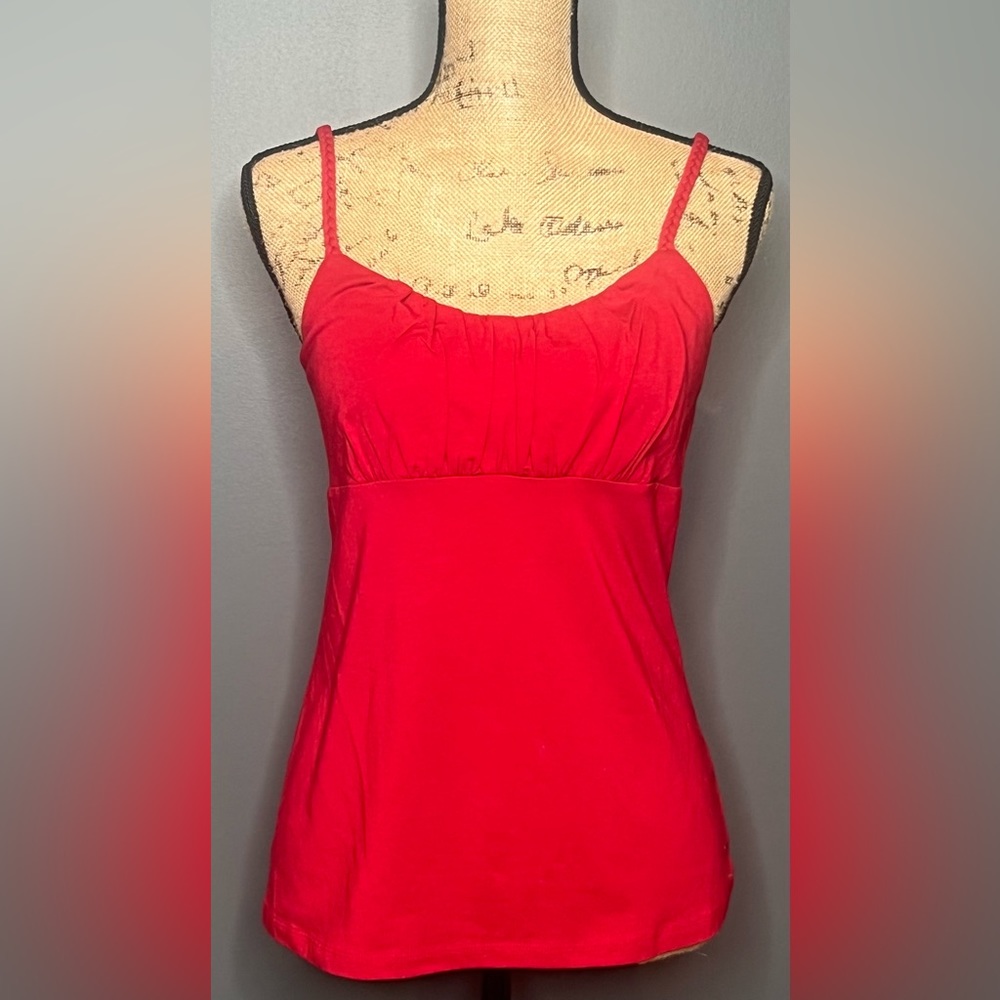 NWT- INC Glamorous Red Sleeveless Cami with adjustable straps.  Medium/Petite
